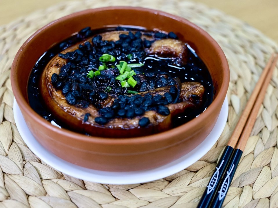 Hakka-style Pork Bowl